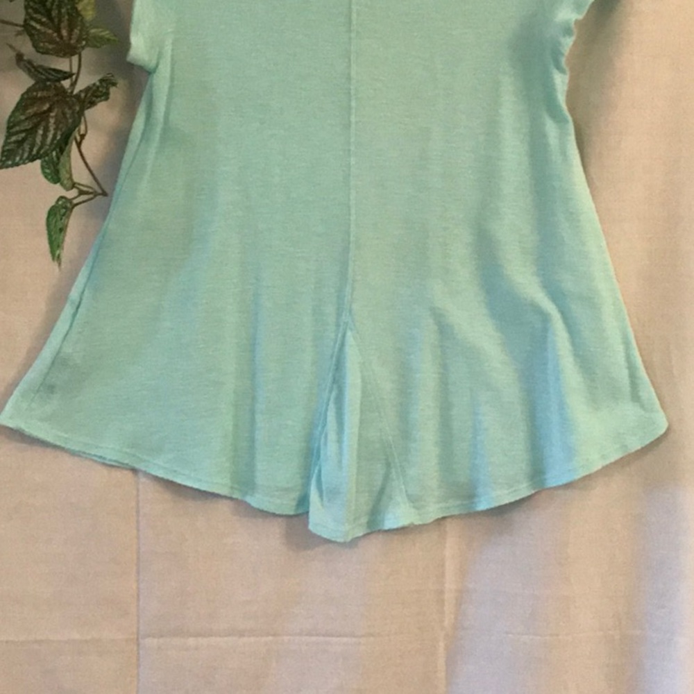 Top - Picture 3 of 4